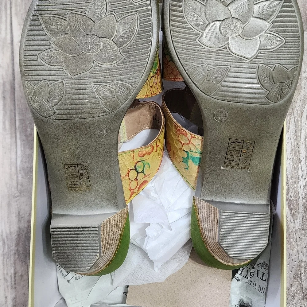 L’Artiste by Spring Step Classical Leather Flower Wedge Sandals Comfort Size 9